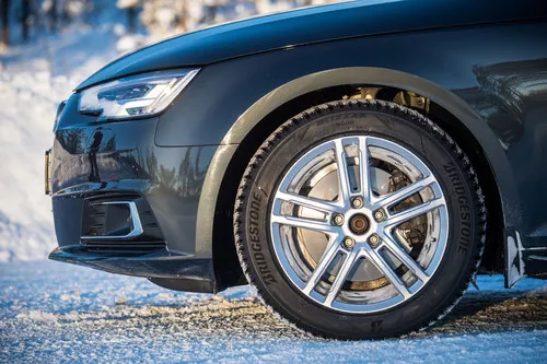 Bridgestone Blizzak Lm005 - 7